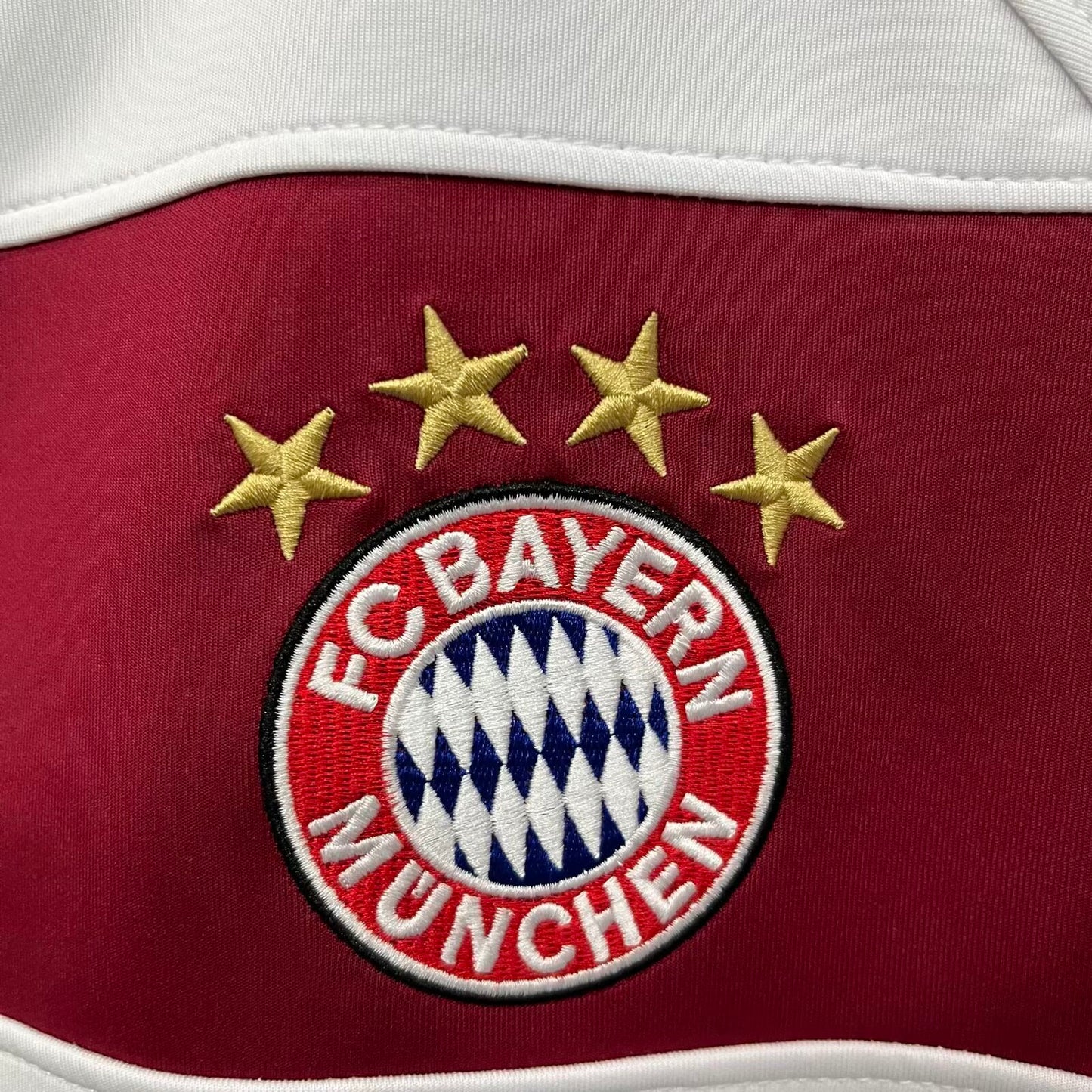 Bayern 25/26 Premium Sweatshirt