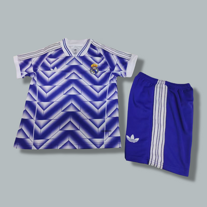 Real Madrid 25/26 "Retro Style" Premium Kids Kit