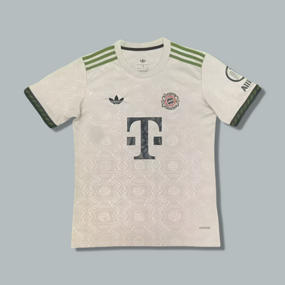 Bayern Munchen 25/26 "Apricot Beer" Premium Kit