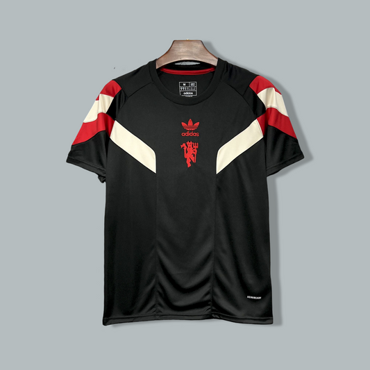 Manchester United 25/26 "Shadow Trefoil" Kit
