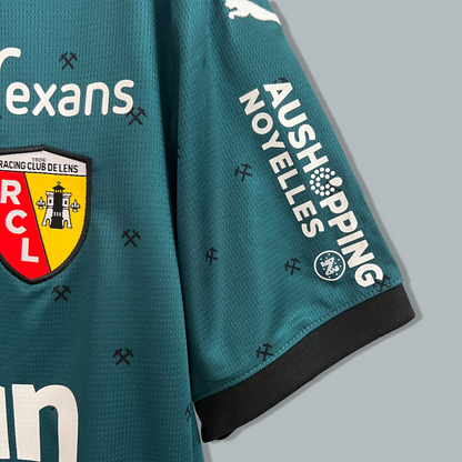 Lens 24/25 Away Kit