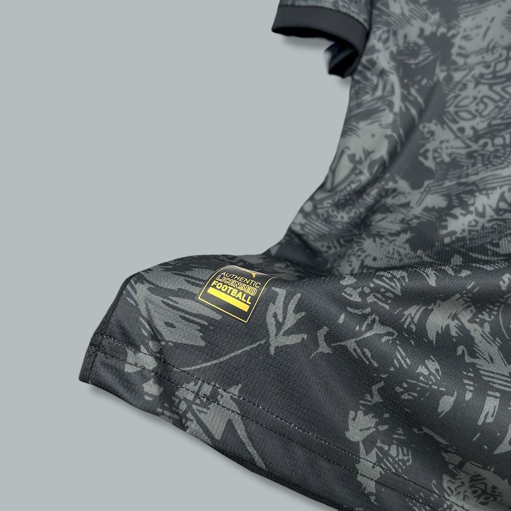 Portugal 25/26 “Black Lusitania” Premium Kit