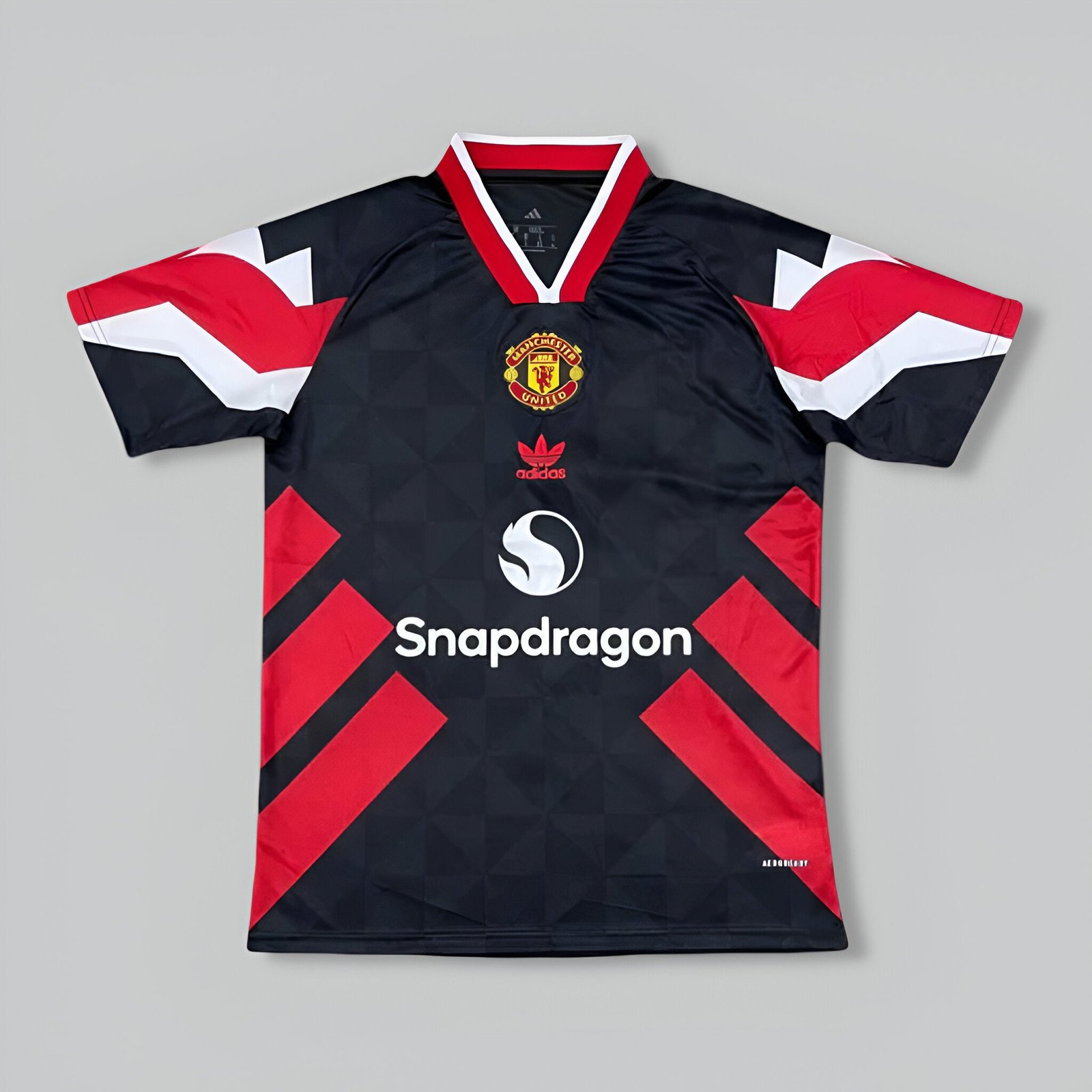 Manchester United 25/26 "Icon" Kit