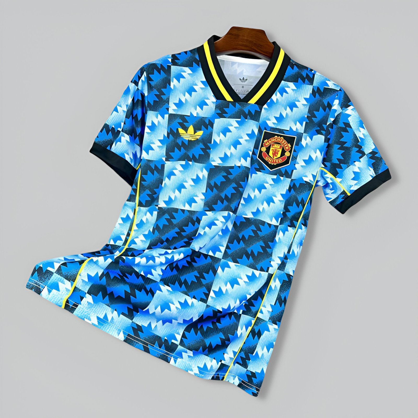 Manchester United 25/26 "Retro Blue" Premium Kit